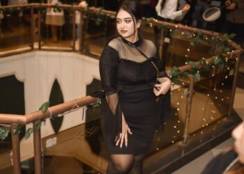 التوب موديل كنزى أحمد تبهر جمهورها على السوشيال ميديا فى مهرجان القاهره للفنون