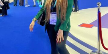 الأعلامية شذا شعبان تتالق فى الكونجرس العالمى للأعلام أبوظبي فى ضيافه الوزير رئيس المكتب الوطنى للأعلام الأماراتى باطلاله ساحرة