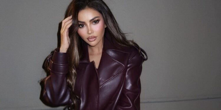 كنزي كسّاب من عالم الجمال الى عالم التمثيل وما قصة ماغي بو غصن وسلاف فواخرجي