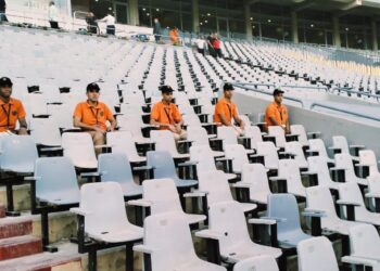 “ممرات آمنة وممنوعات محظورة”.. خطة تأمين مواجهة بيراميدز والاتحاد السكندري