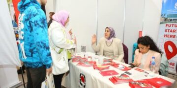 الجامعة  اليابانية  تشارك بمعرض “إيديوجيت ” التعليمى