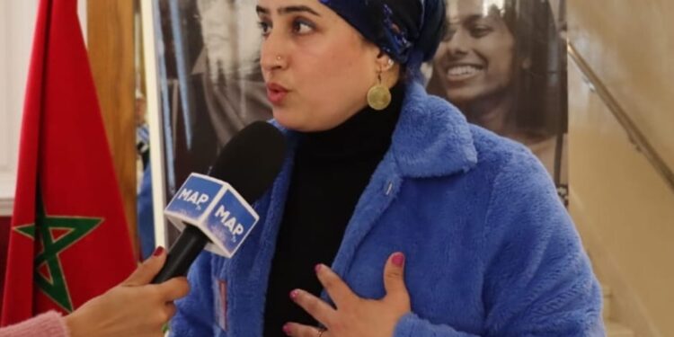 قراءة عاشقة لأسئلة حارقة.. الكتابة والفن وخطاب الأزمة