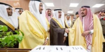 الأمير فيصل بن مشعل يفتتح مركز عبدالله العثيم للسكري بجامعة القصيم ويكرم الشيخ عبدالله العثيم