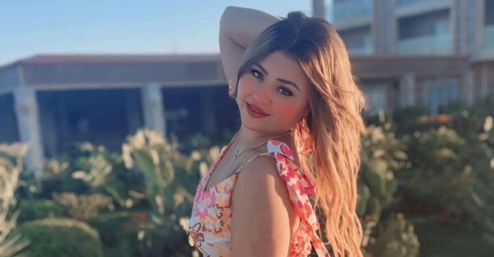 البلوجر مايا أدم فى أحدث اطلالة ساحرة لها على الشاطئ