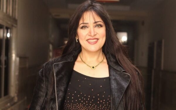 شكر وتقدير للإعلامية شيرين سيف كأفضل شخصية لعام 2024