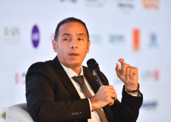 الدكتور إسلام عزام نائب رئيس هيئة الرقابة المالية يلقي كلمة رئيسية حول جهود تطوير الأسواق المالية غير المصرفية في مؤتمر حابي السنوي