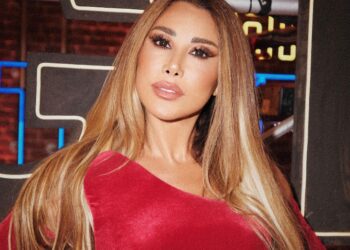 نجوى كرم تنير المسارح العربية والعالمية بجولة غنائية استثنائية