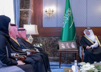 سمو محافظ الأحساء يستقبل نائب رئيس البريد السعودي ” سبل “