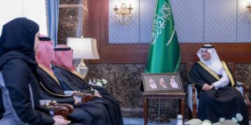 سمو محافظ الأحساء يستقبل نائب رئيس البريد السعودي ” سبل “