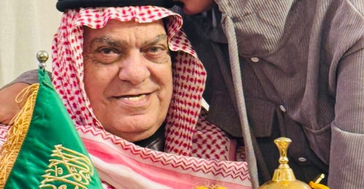 صورة  تجمع  الكاتب والمنتج خالد الراجح والفنان الملحن فاروق سلامة