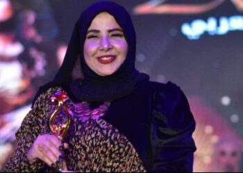 تكريم الإعلامية المتألقة أمل فكري خلال فعاليات مهرجان(أخر موضة) في موسمه التاسع و الثلاثين