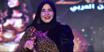 تكريم الإعلامية المتألقة أمل فكري خلال فعاليات مهرجان(أخر موضة) في موسمه التاسع و الثلاثين