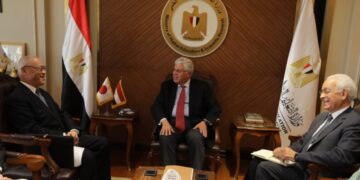 وزير التعليم العالي والبحث العلمي يستقبل السفير الياباني لبحث تعزيز التعاون المشترك