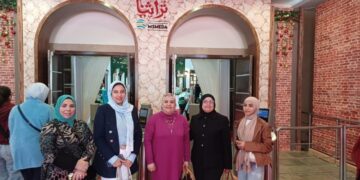 وفد من جامعة القاهرة فى زيارة لمعرض”تراثنا” للحرف اليدوية والتراثية بمركز مصر للمعارض الدولية