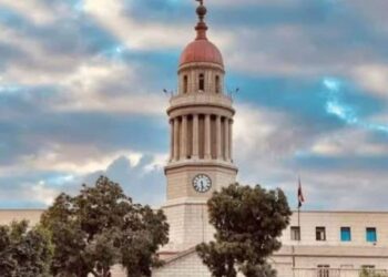 تعيين 148 طبيبا مقيما بكلية الطب جامعة القاهرة