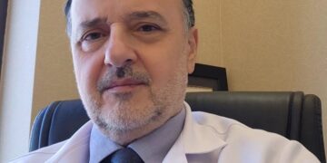 د.طلال أحمد أخصائي الجراحة العامة بمستشفيات الحمادي..يقدم