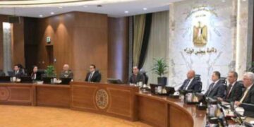 رئيس الوزراء مصطفى مدبولي يتعرض لوعكة صحية أثناء المؤتمر الصحفي