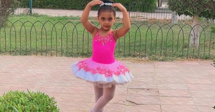 انا بحب الرسم والجمباز وبحلم لما اكبر اكون دكتوره