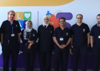 نجاح طبي مصري في مستشفى الناس: أول عملية “منظار الفراغ الثالث” بالشرق الأوسط.