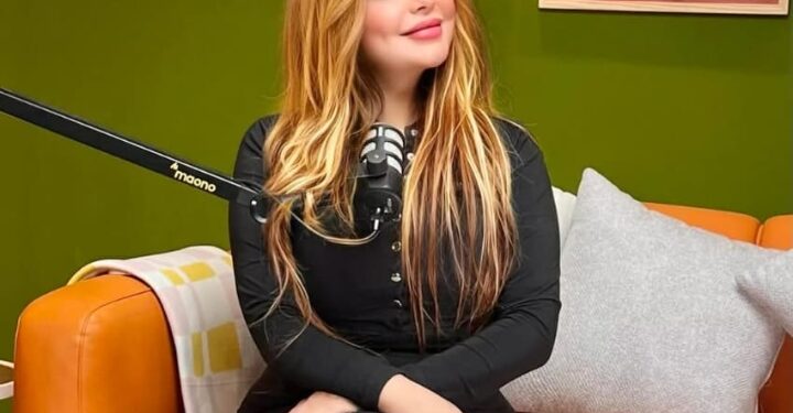 تحتفل الأعلامية شذا شعبان باأجواء الكريسماس فى أحدث أطلاله لها على السوشيال ميديا