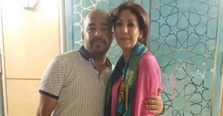 رجل الأعمال سيد الجارحي وحرمه في زيارة إلى باريس