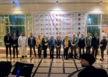 انطلاق توزيع جوائز الدورة الثانية للجائزة العربية لمكافحة التدخين “مكين”