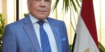 دراز يشيد بطابور شاحنات المساعدات أمام معبر رفح  بدعم مصر وشعبها للقضية الفلسطينية
