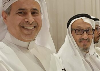 تكريم القحطاني لانجازاته ودوره في نشر هواية الطوابع