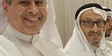 تكريم القحطاني لانجازاته ودوره في نشر هواية الطوابع