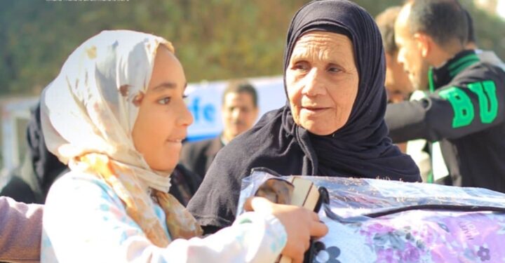 لايف للإغاثة والتنمية تمنح الأسر المتعففة في مصر مستلزمات الشتاء