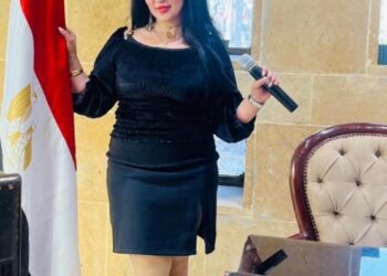 الأعلامية نسرين شوقى بالتليفزيون المصرى تهنئ الأخوة الأقباط بعيد الميلاد المجيد