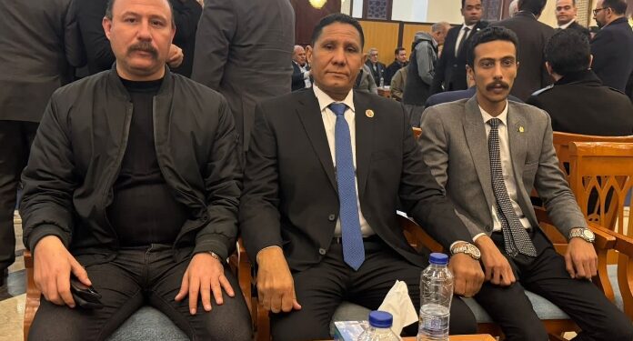 النقيب العام والسكرتير العام للنقابة العامة للعاملين بوسائل الإعلام يقدمان واجب العزاء في الفريق جلال الهريدي