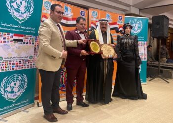 جامعتان بريطانيتان كرّمتا الدرورة بالدكتوراة رقم 15