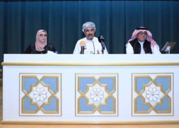 ضمن فعاليات مهرجان الشارقة للشعر العربي