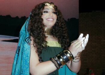 بالفيديو.. نغم صالح تعيد إحياء أغنية شريهان “بيبة” من فيلم عرق البلح في كليب جديد