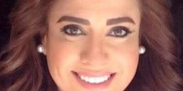 تهنئة للفنانة القديرة نشوى مصطفى بلقب أفضل شخصية لعام 2024
