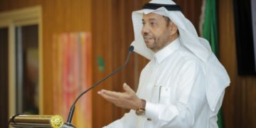 أدباءٌ ونقّادٌ: “قراءة النص” يَرسمُ خارطةَ نمو للنقد الثقافي الأدبي السعودي