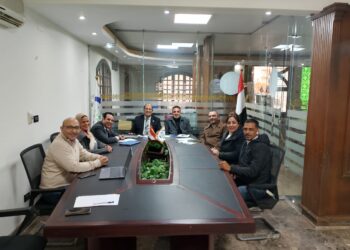 “اللجنة الاقتصادية بحزب المؤتمر تطرح حلولًا مبتكرة لدعم المشروعات وتعزيز النمو الاقتصادي”