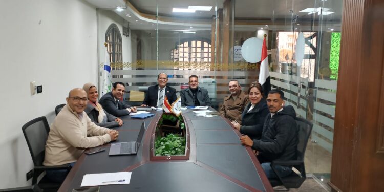 “اللجنة الاقتصادية بحزب المؤتمر تطرح حلولًا مبتكرة لدعم المشروعات وتعزيز النمو الاقتصادي”