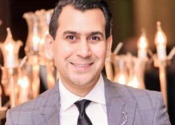 دكتور هاني عمر الناظر يكتب كلنا معاك .. ياريس