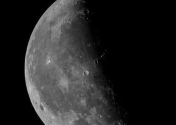 قمر شعبان في تربيعه الأخير* 🌗