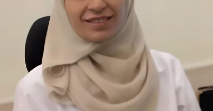 د.ربى الملاح أخصائية الأسنان ..في حديث عن:*  *تصبغات اللثة وطرق توريد اللثة*
