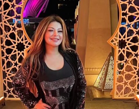 الإعلامية شذى شعبان تهنئ الأمة الإسلامية بحلول شهر رمضان المبارك