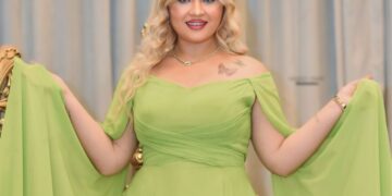 البلوجر مايا أدم   تهنئ الأمة الإسلامية بحلول شهر رمضان المبارك