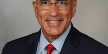 باحثو وجراحو مايو كلينك يختبرون أداة واقع افتراضي لتهدئة التوتر السابق للجراحة