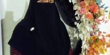 فضل الأم ودورها في حياة أبنائها. الأم مدرسة لبناء الأجيال