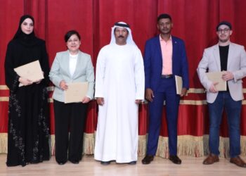 سفر إلى الوجدان والأوطان في بيت الشعر بالشارقة