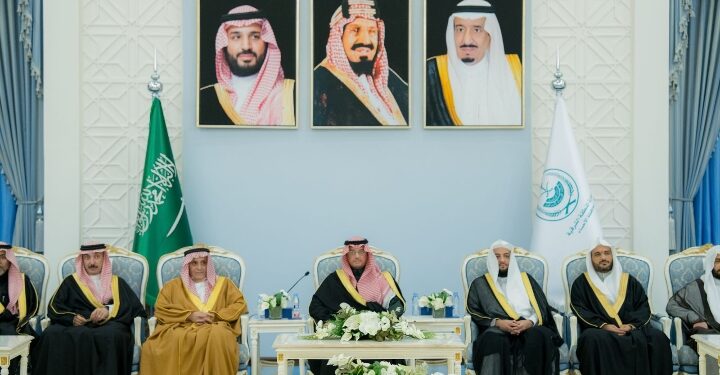 سمو محافظ الأحساء يستقبل المهنئين بمناسبة حلول شهر رمضان المبارك