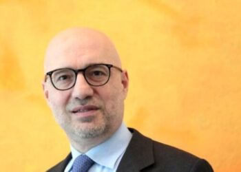 بعد توقيع إتفاقيات بقيمة 40 مليار دولار.. دبلوماسي إيطالي يشكر الإمارات للإستثمارات الضخمة