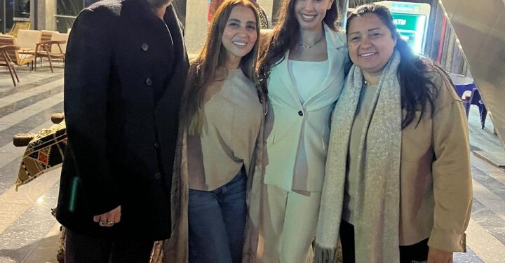 أبطال مسلسل الأميرة ظل حيطه يحتفلون بإنتهاء تصويره